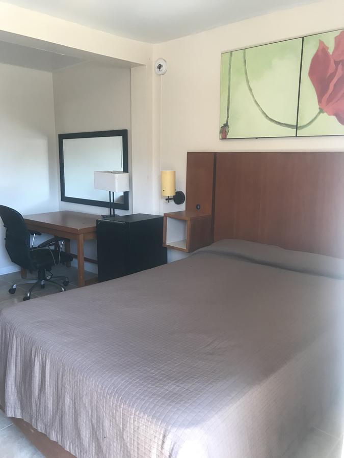 Texas Motel Метайри Екстериор снимка
